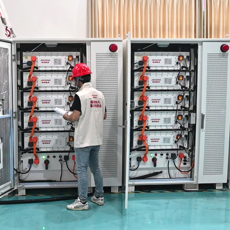 105KW 232KWh Flüssigkeitsgekühlter Energiespeicher für industrielle und kommerzielle Energiespeichersysteme
